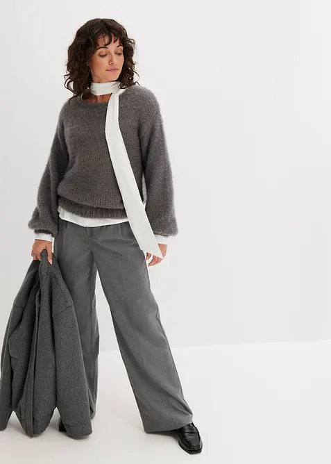 Oversizetr&ouml;ja i fluffgarn, bonprix