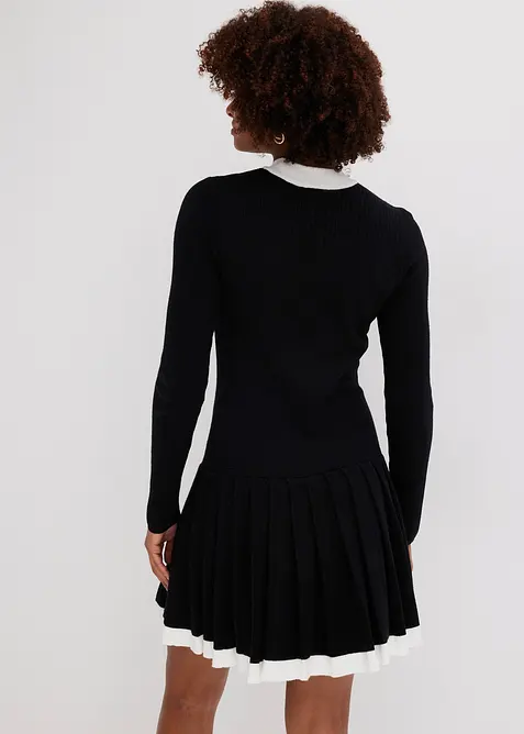 Stickad klänning i viskosmix, bonprix