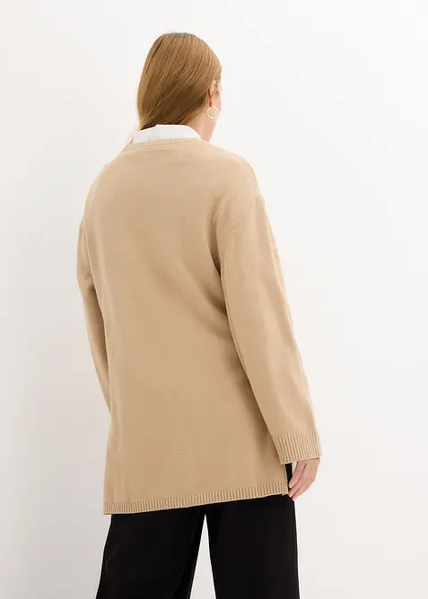 L&aring;ng finstickad tr&ouml;ja med sidosprund och viskosandel, bonprix