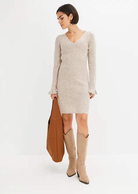 Stickad kl&auml;nning, bonprix