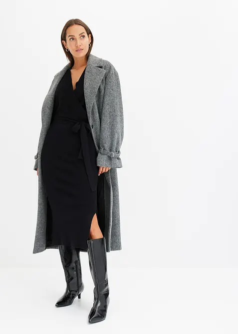 Stickad klänning i följsam viskosmix, bonprix