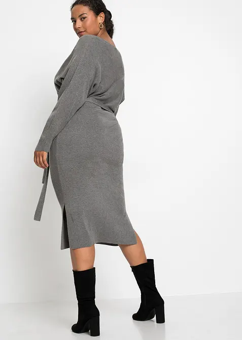 Stickad kl&auml;nning i f&ouml;ljsam viskosmix, bonprix