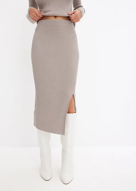 Stickad kjol av mjuk viskosmix, bonprix