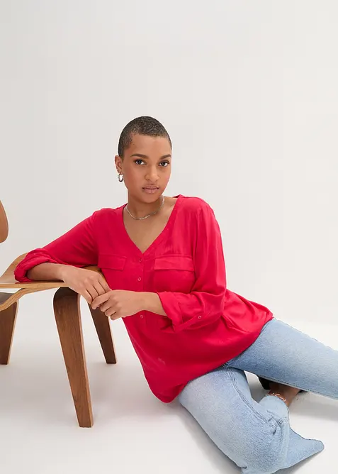 V-ringad blus i följsam viskos, långärmad, bonprix