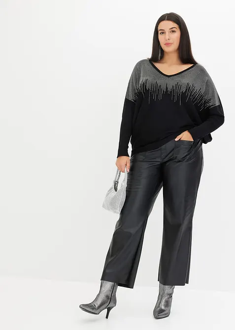 Finstickad tr&ouml;ja med strassapplikation, bonprix