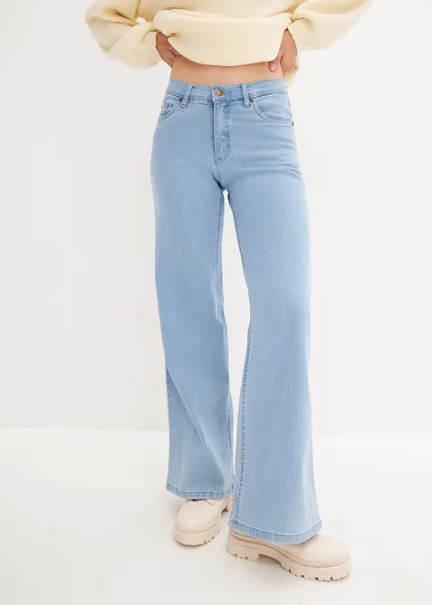 Stretchjeans med medelh&ouml;g midja och vida ben, bonprix