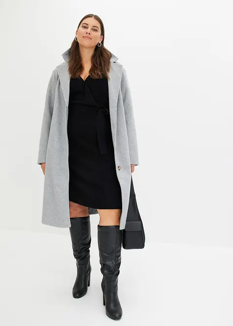 Stickad klänning av viskosmix, bonprix