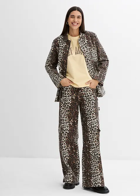 T-shirt i oversizemodell av mjuk bomullsmix, bonprix