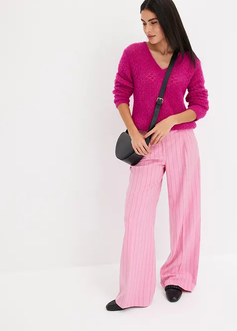 H&aring;lstickad tr&ouml;ja med fj&auml;dergarn, bonprix