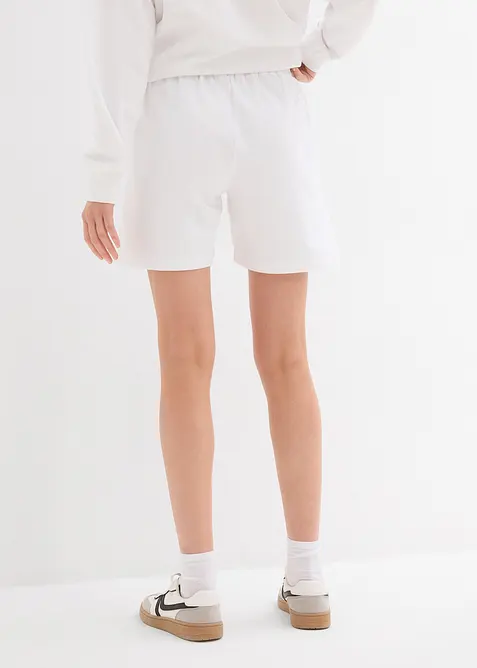 Trikåshorts med broderi, bonprix