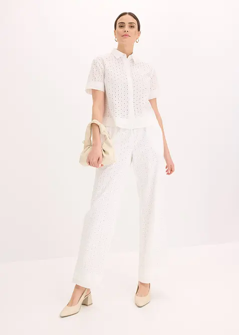 Blus med h&aring;lbroderi, bonprix