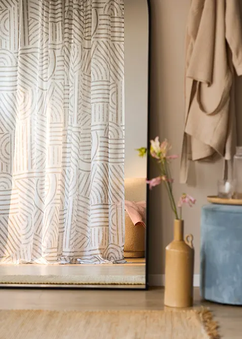 Gardin med grafiskt m&ouml;nster (1-pack), bonprix