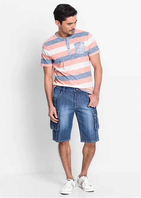Jeansshorts i cargomodell, normal passform, bonprix
