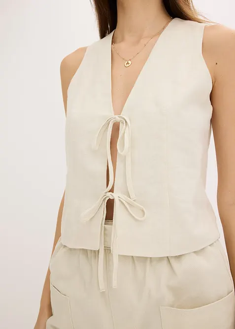 Väst med rosetter, bonprix