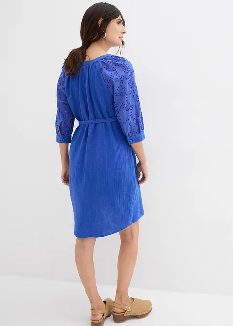 Mammaklänning i bomullsmuslin med hålbroderi, bonprix