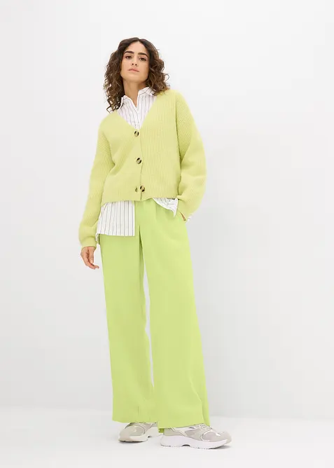 Vid byxa av böljande viskos, bonprix