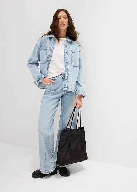 Kort T-shirt i ekologisk bomull, bonprix