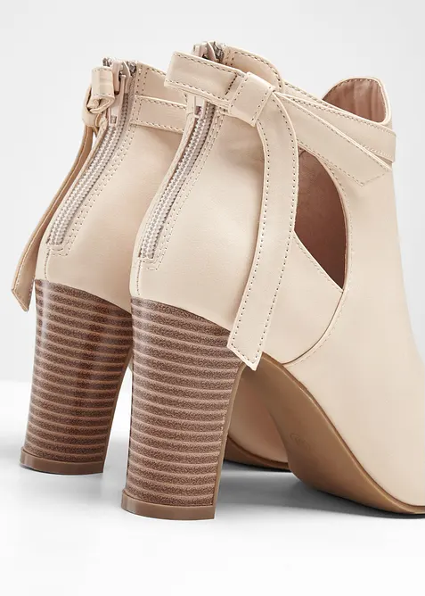 Stövlett med cut-out, bonprix