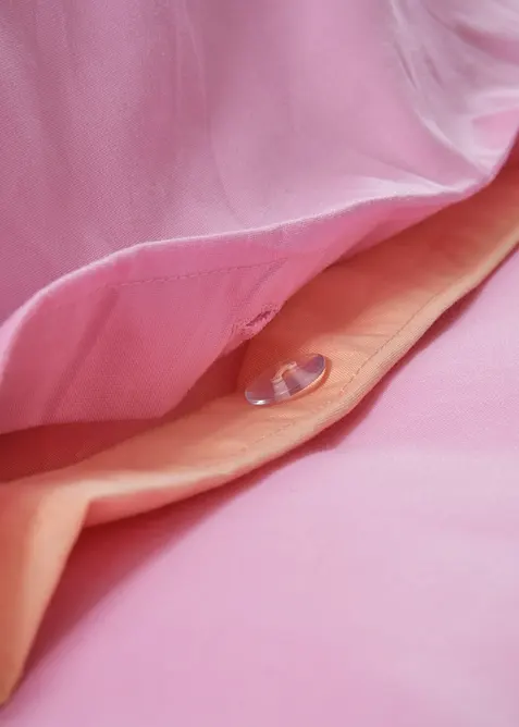 V&auml;ndbart enf&auml;rgat p&aring;slakanset i perkal, bonprix