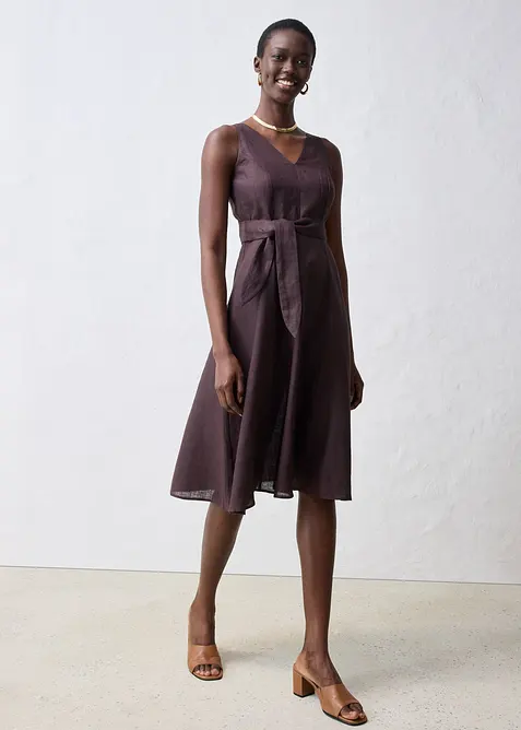 Mellanlång linneklänning, bonprix