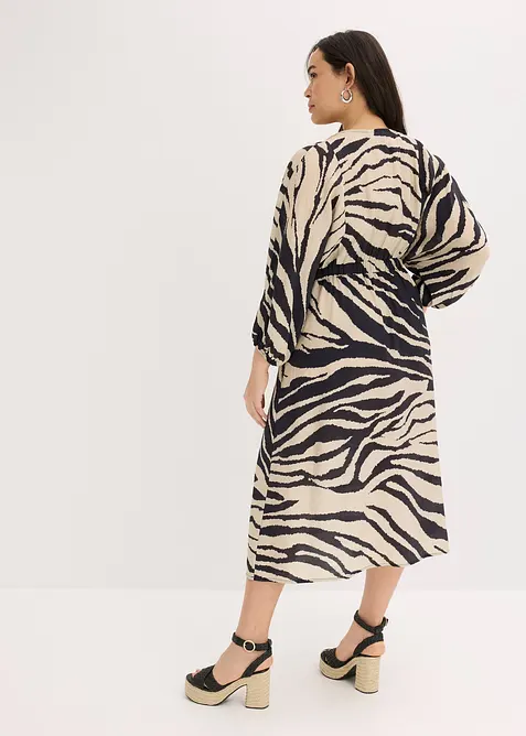 Mellanlång klänning i mjuk viskosmix, bonprix