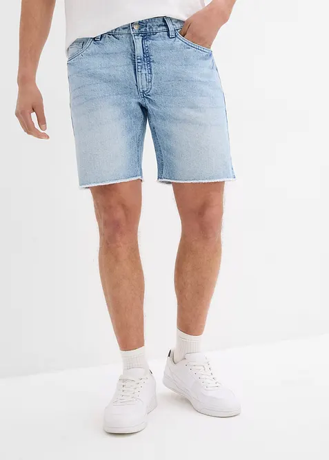 Långa jeansshorts med ofållade benslut, Relaxed Fit, bonprix