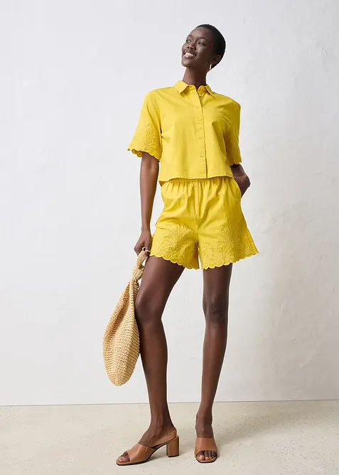 Shorts med sidenandel, bonprix