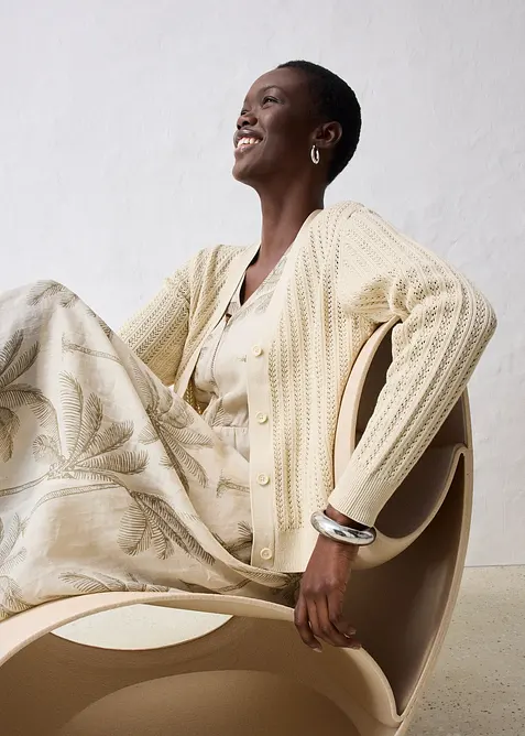 Hålmönstrad cardigan med linneandel, bonprix