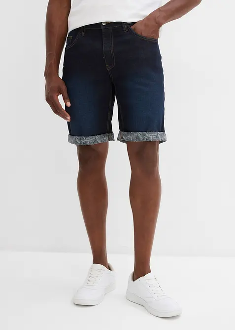 Stretchiga jeansshorts, normal passform, bonprix