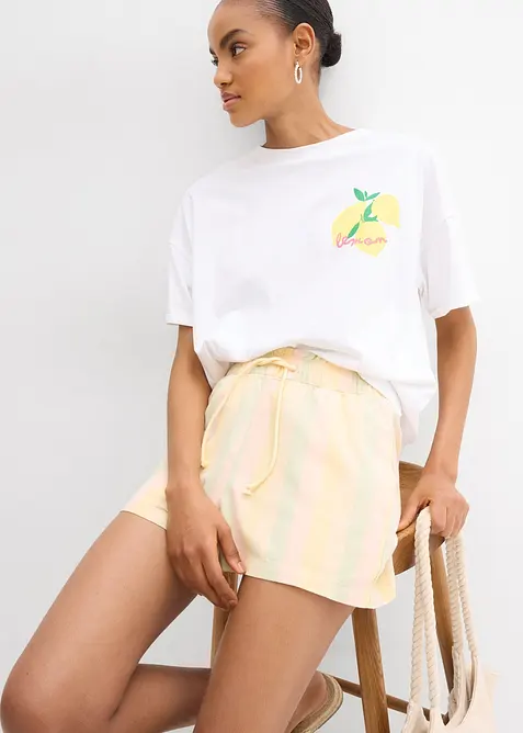 Shorts i luftig materialblandning, bonprix