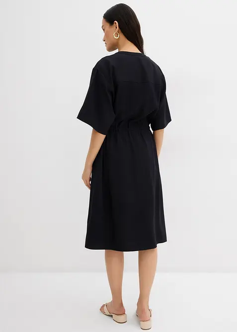 Kaftanklänning av tunn viskos, bonprix