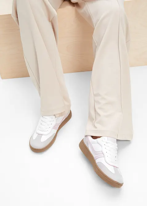 Sneakers med retrolook, bonprix
