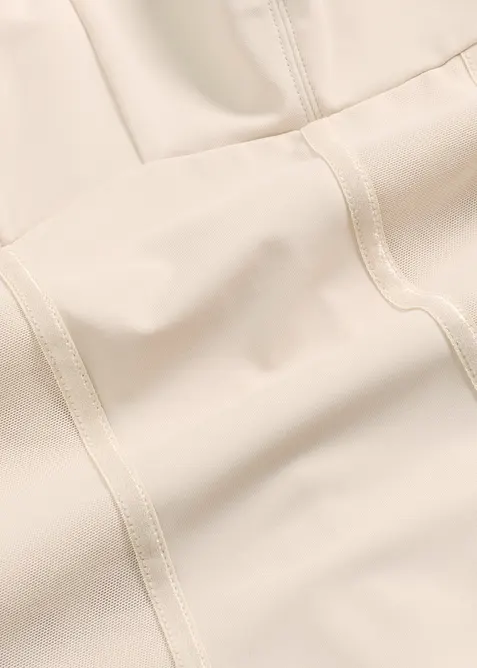 Formande body utan bygel med kaftigt formande effekt, bonprix