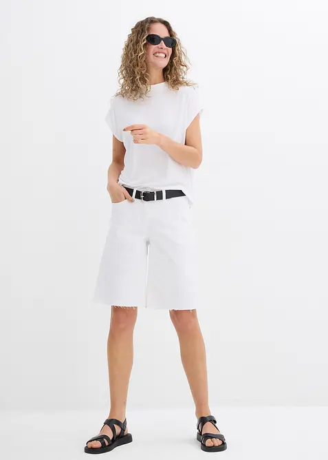 Shorts med råa benöppningar, bonprix