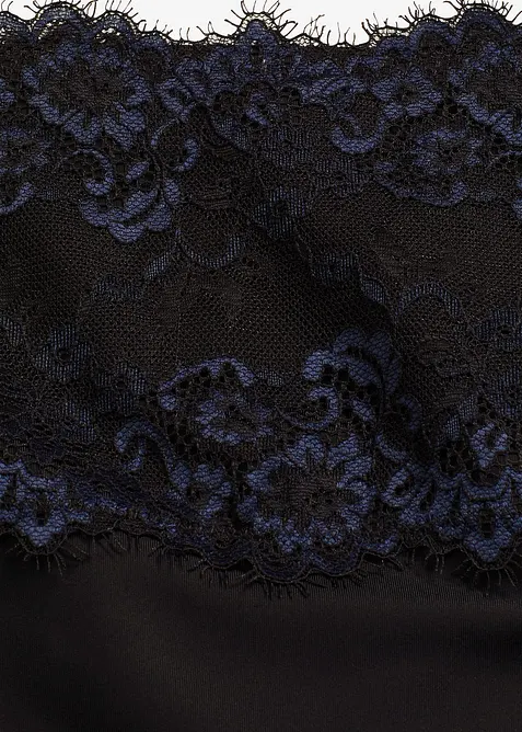 Stringtrosa med spets och medelhög formande effekt, bonprix