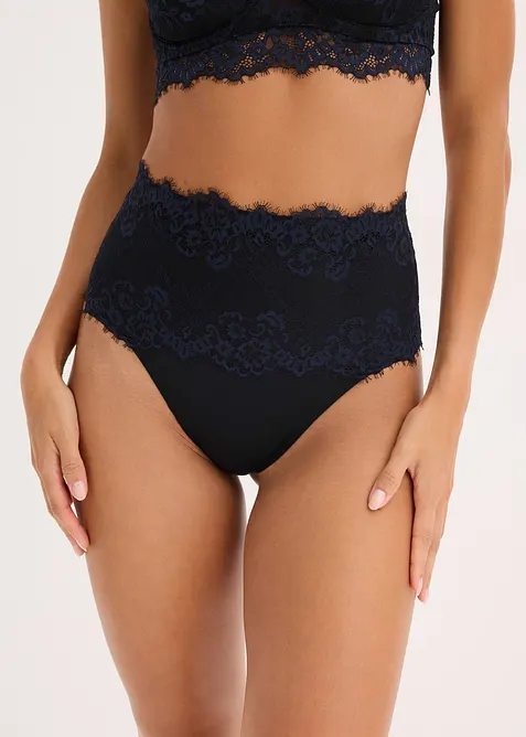 Stringtrosa med spets och medelhög formande effekt, bonprix