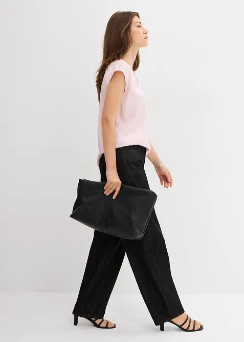 Kortärmad blus i glansig satin, bonprix