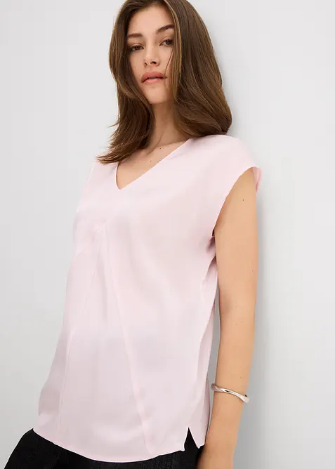 Kortärmad blus i glansig satin, bonprix