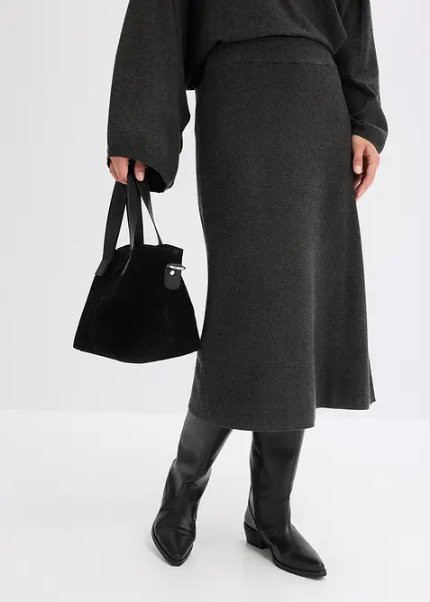 Stickad kjol i utst&auml;lld modell, bonprix