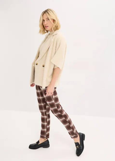 Rutig byxa med uppvikta benslut, bonprix