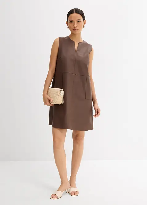 Kl&auml;nning i skinnimititaion, bonprix