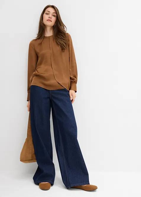 Blus i följsam satin, bonprix