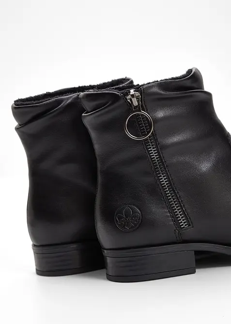 Stövlett från Rieker, Rieker