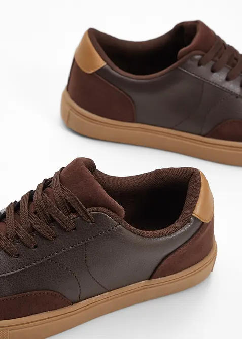 Sneakers med retrolook, bonprix