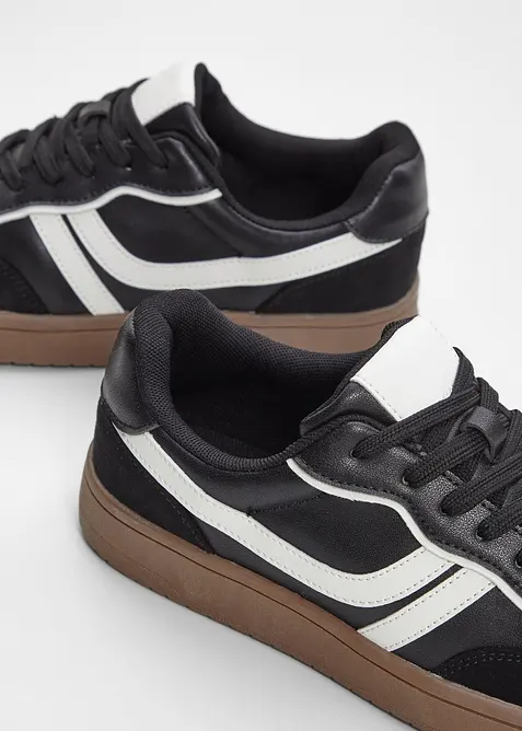 Sneakers med retrolook, bonprix
