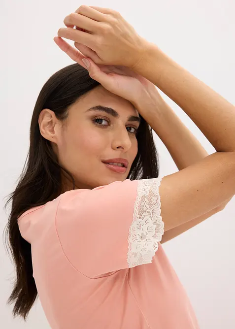 Kort nattlinne med ljuvlig spets, bonprix