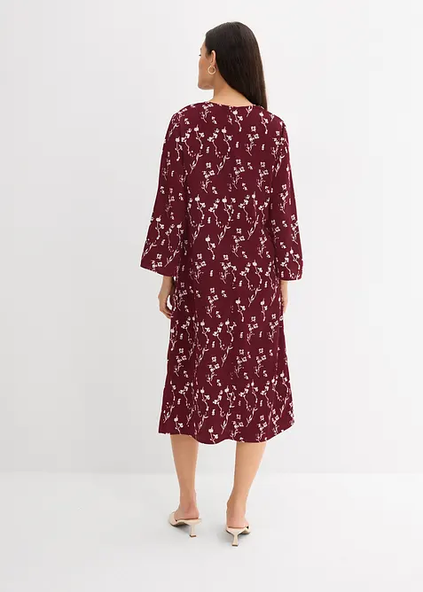 Blommig midiklänning av ren viskos, bonprix