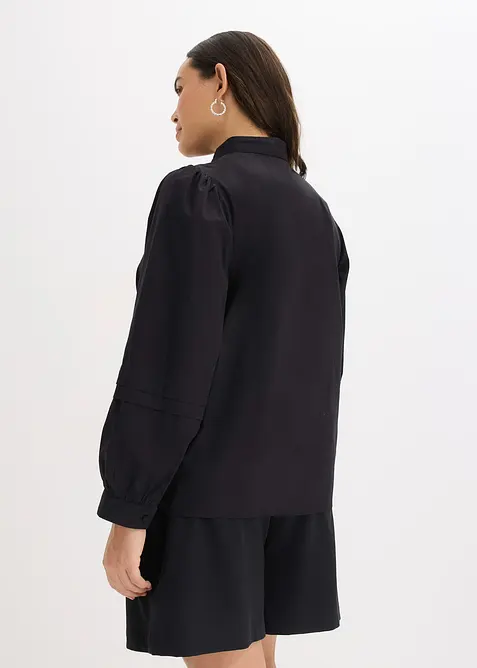 Blus med nitdetaljer, bonprix