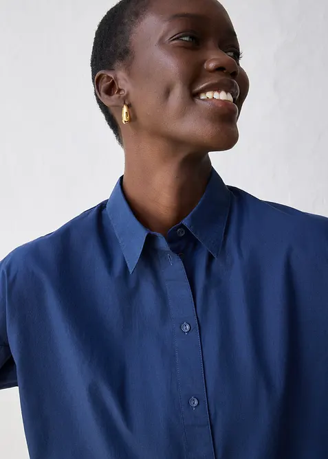 Skjortblus i oversizemodell med siden, bonprix