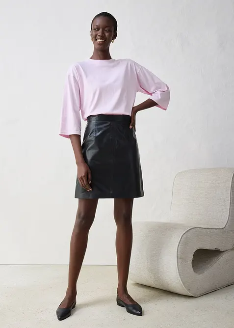 Utställd topp med silke, bonprix